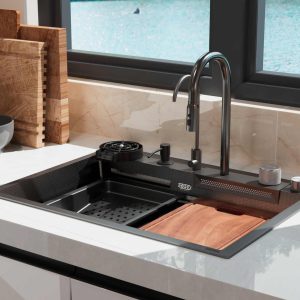 Rorex RX 1003: Compact Luxury with Integrated Workstation